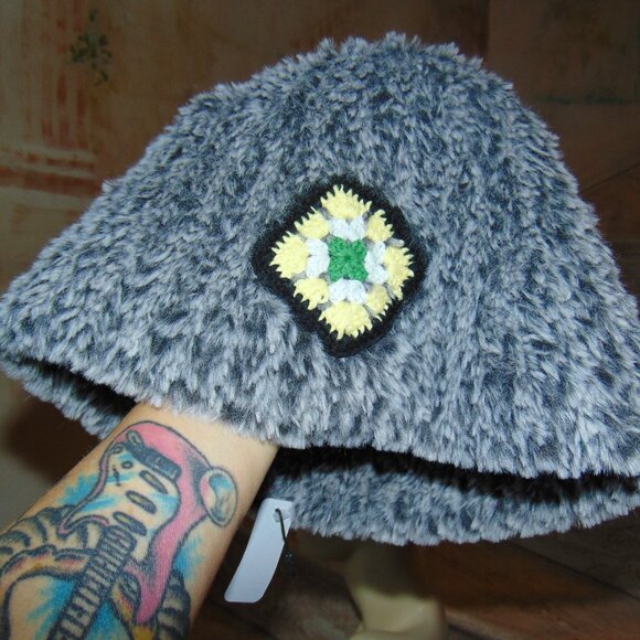 RARE Hansel from Basel Bucket Hat Gray Prototype Fuzzy Y2K Winter Cabin Classic - Picture 3 of 8